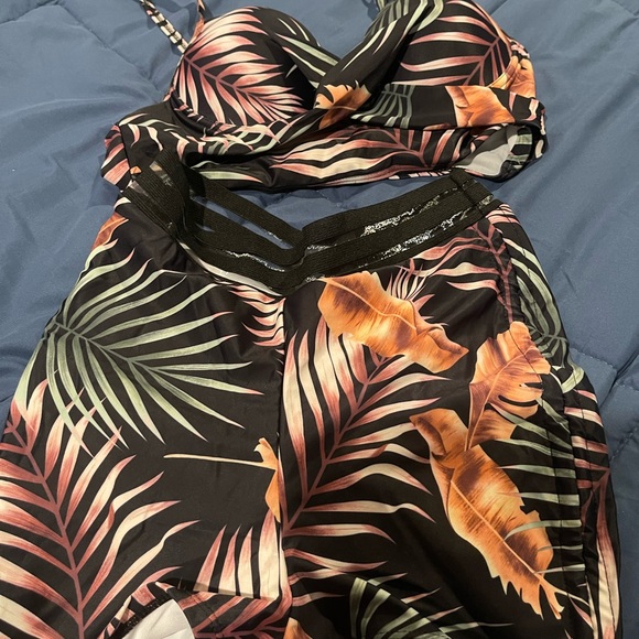 Floerns Women's Tie Dye Ruched Bikini Sets 2 Piece Bathing Suit - Picture 11 of 11